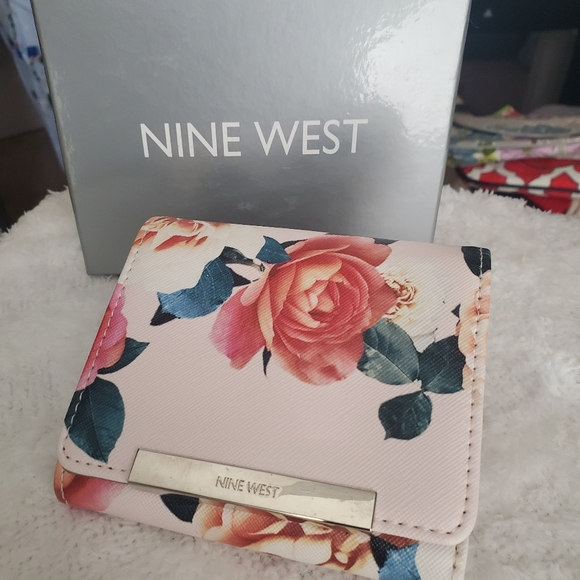 Nine West Wallet - Picture 1 of 4